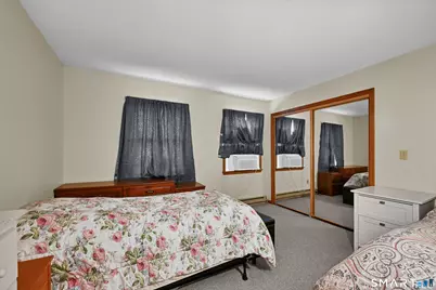 31 Cleveland Street, Danbury, CT 06810 - Photo 30