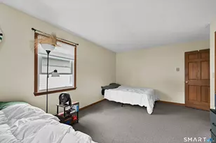 31 Cleveland St, Danbury, CT 06810 - Photo 10