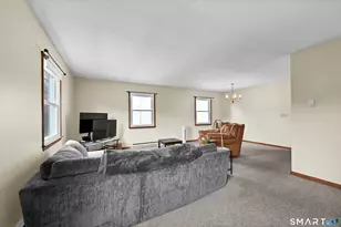 31 Cleveland St, Danbury, CT 06810 - Photo 4