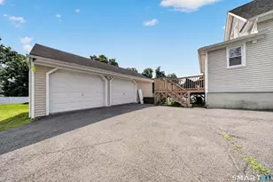 34 Lansing Ave, Trumbull, CT 06611 - Photo 12