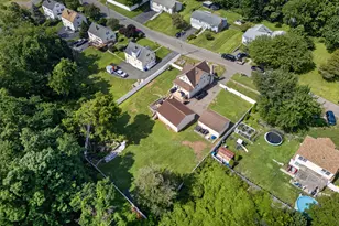 34 Lansing Ave, Trumbull, CT 06611 - Photo 36