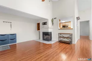 222 Carriage Crossing Ln, Middletown, CT 06457 - Photo 6