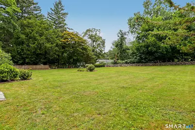 116 Campbell Road, Trumbull, CT 06611 - Photo 2