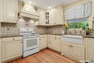 219 Unity Road, Trumbull, CT 06611 - Photo 6