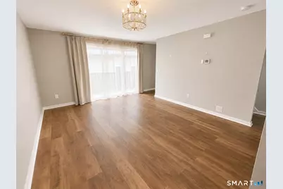 511 West Main Street #19, Stamford, CT 06902 - Photo 2