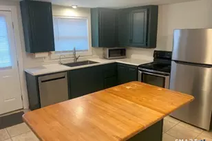 14 Appletree Ln, Woodbridge, CT 06525 - Photo 8