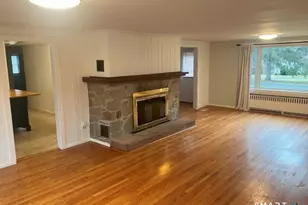 14 Appletree Ln, Woodbridge, CT 06525 - Photo 6