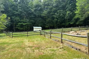 14 Appletree Ln, Woodbridge, CT 06525 - Photo 38