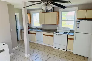 555 S Curtis St, Meriden, CT 06450 - Photo 6
