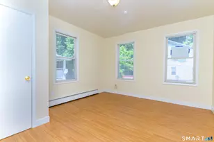 237 Bishop St, Waterbury, CT 06704 - Photo 8