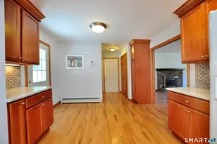 30 Hampden Pl, Windsor, CT 06095 - Photo 12