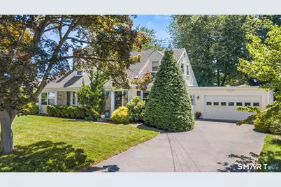 128 Soundview Court, Stamford, CT 06902 - Photo 2