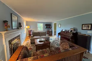 28 Crestwood Rd, Simsbury, CT 06070 - Photo 8