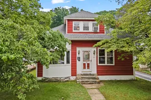 44 School St, Killingly, CT 06239 - Photo 2