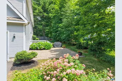 73 School Street, Avon, CT 06001 - Photo 30