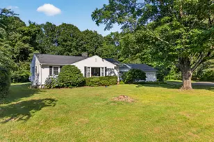 252 Cow Hill Rd, Clinton, CT 06413 - Photo 1