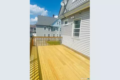 33 Holbrook Street, Ansonia, CT 06401 - Photo 2