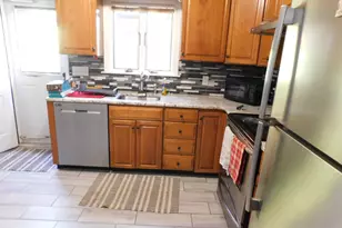 8 Tilden Rd, Danbury, CT 06810 - Photo 2