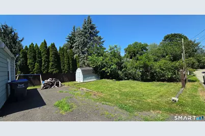 28 Elberta Avenue, Trumbull, CT 06611 - Photo 14
