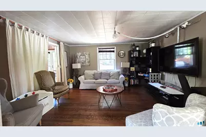28 Elberta Avenue, Trumbull, CT 06611 - Photo 2