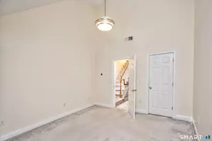 39 Maple Tree Ave, Stamford, CT 06906 - Photo 12
