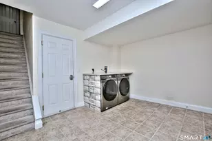 39 Maple Tree Ave, Stamford, CT 06906 - Photo 18