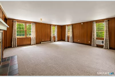 39 Maple Avenue, Bloomfield, CT 06002 - Photo 8