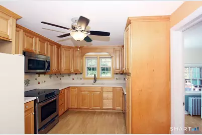 1670 Hartford Turnpike, North Haven, CT 06473 - Photo 14