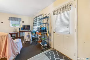 51 Sunbeam Ave, Waterbury, CT 06705 - Photo 14