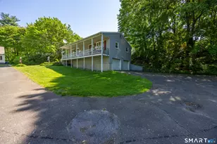 51 Sunbeam Ave, Waterbury, CT 06705 - Photo 2