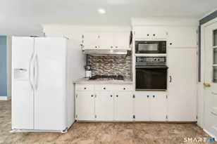 75 Pierce St, Torrington, CT 06790 - Photo 8