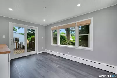 110 Herald Avenue, Bridgeport, CT 06606 - Photo 10