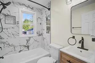 18 Westphal St, West Hartford, CT 06110 - Photo 22