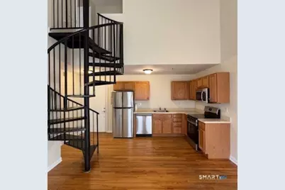 680 Boston Post Road #25, Milford, CT 06460 - Photo 1