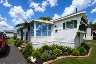 18 Rivermead Blvd, East Hartford, CT 06118 - Photo 1
