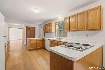 8 Margaret Terrace, Wolcott, CT 06716 - Photo 16