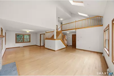 8 Margaret Terrace, Wolcott, CT 06716 - Photo 2