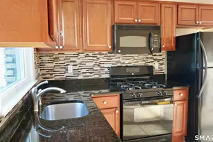28-30 Sampson St, Bridgeport, CT 06606 - Photo 2