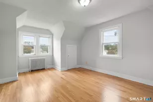 215 Commonwealth Ave, New Britain, CT 06053 - Photo 22