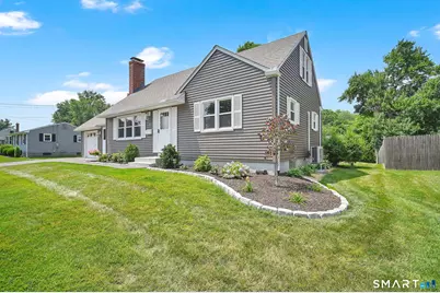 34 Litchfield Drive, Enfield, CT 06082 - Photo 2