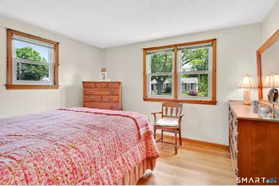 34 Litchfield Drive, Enfield, CT 06082 - Photo 16