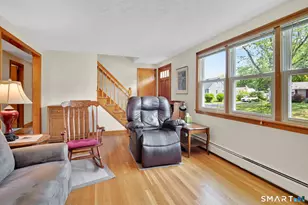 34 Litchfield Dr, Enfield, CT 06082 - Photo 14