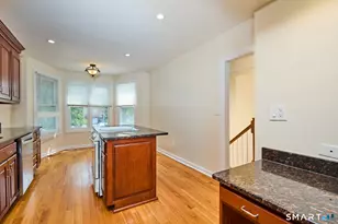 2675 Park Ave, Bridgeport, CT 06604 - Photo 12