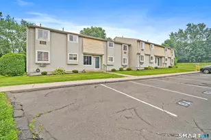 6 Carillon Dr, Rocky Hill, CT 06067 - Photo 2
