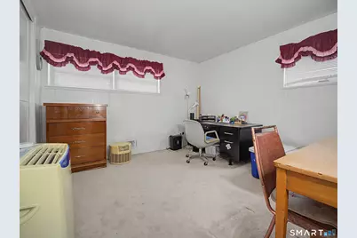 330 Hollywood Avenue, Stratford, CT 06614 - Photo 12