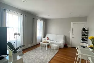 221 Park Rd, West Hartford, CT 06119 - Photo 2
