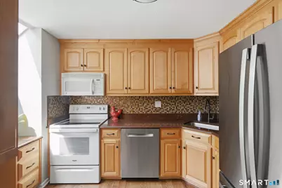 126 Hopmeadow Street #3C, Simsbury, CT 06089 - Photo 12