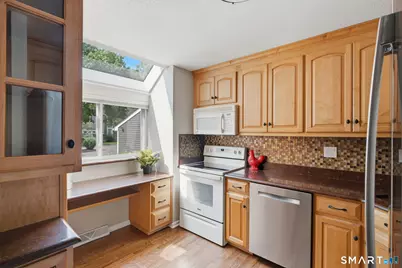126 Hopmeadow Street #3C, Simsbury, CT 06089 - Photo 10