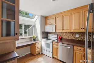 126 Hopmeadow St, Simsbury, CT 06089 - Photo 10