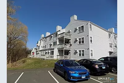 55 Mill Plain Road #33-4, Danbury, CT 06811 - Photo 2
